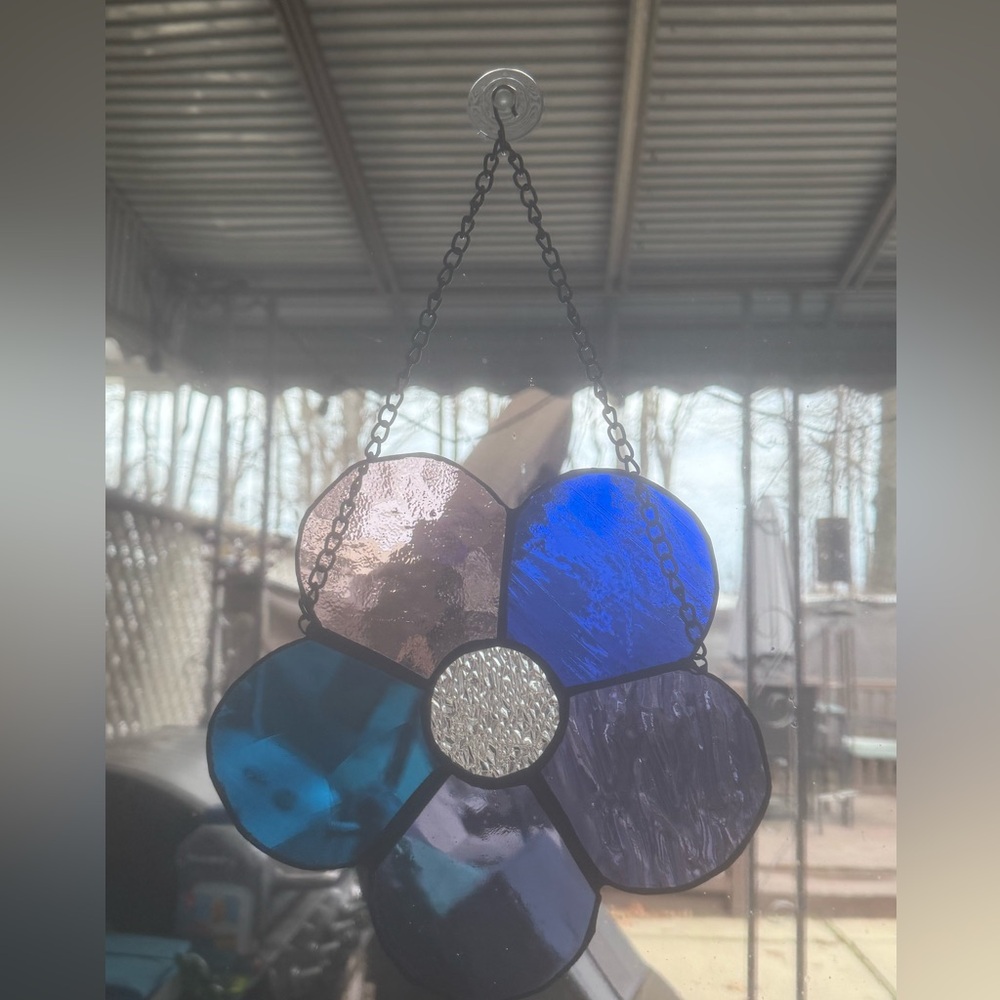 Stained Glass flower sun catcher handmade - Picture 3 of 4